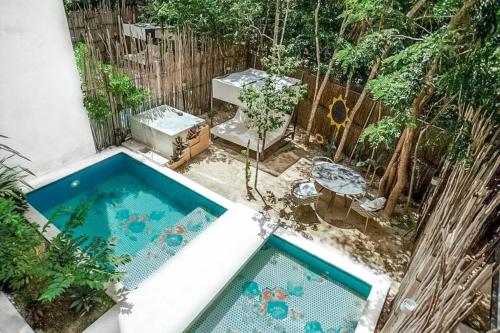 8 bed Luxury Villa w/ Private Pool, Spa and Sauna!