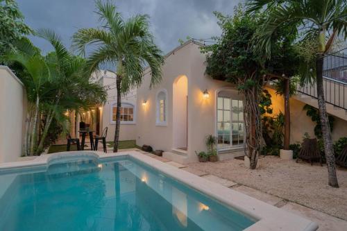Beautiful Mexican style Villa/3 rooms with pool