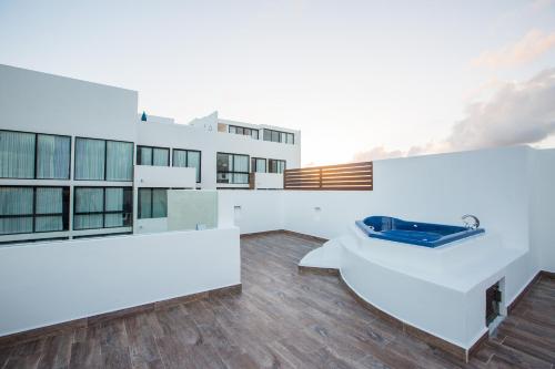 Best Apartments and Penthouses with Jacuzzi Pool in PDC!