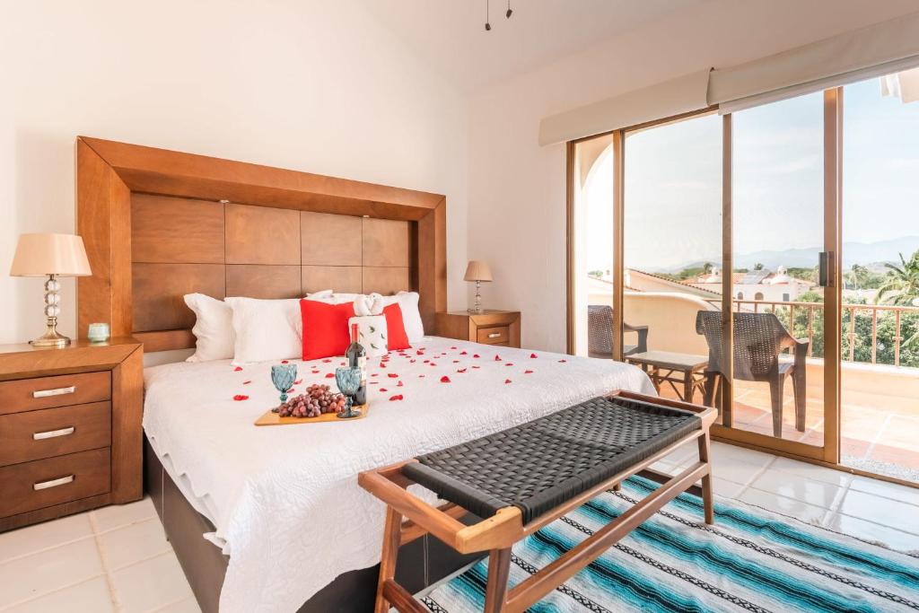 3Br Penthouse Villa at Flamingos Golf