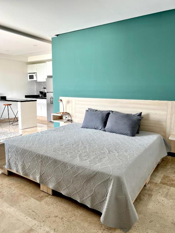 Amazing Apt close to the beach!