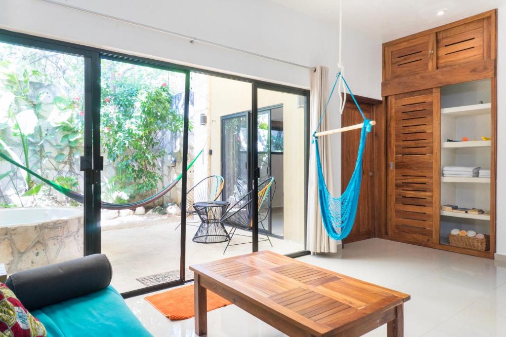 Stay in the Heart of Tulum - best location in Town