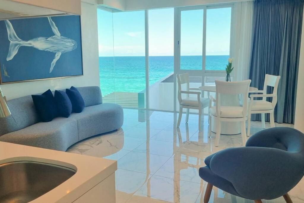 Arena y mar, nuevo apartamento frente al mar