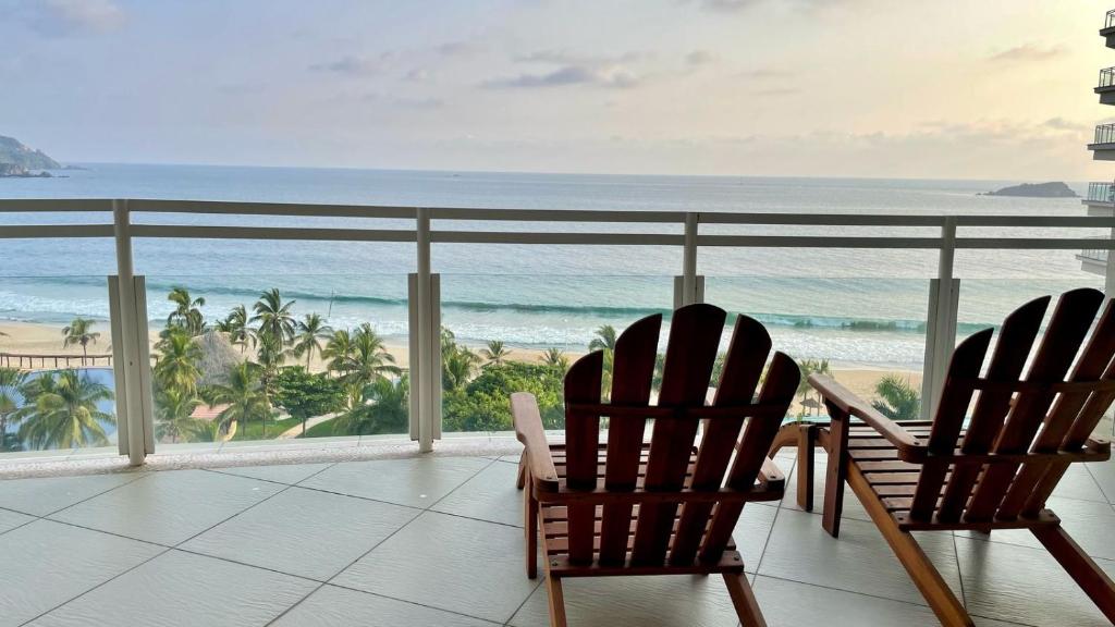 Bay View Grand Marina 3 bedrooms South Tower- 9th floor