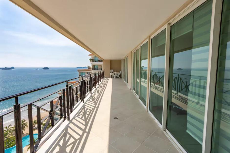 Bay View Grand residencial Ixtapa
