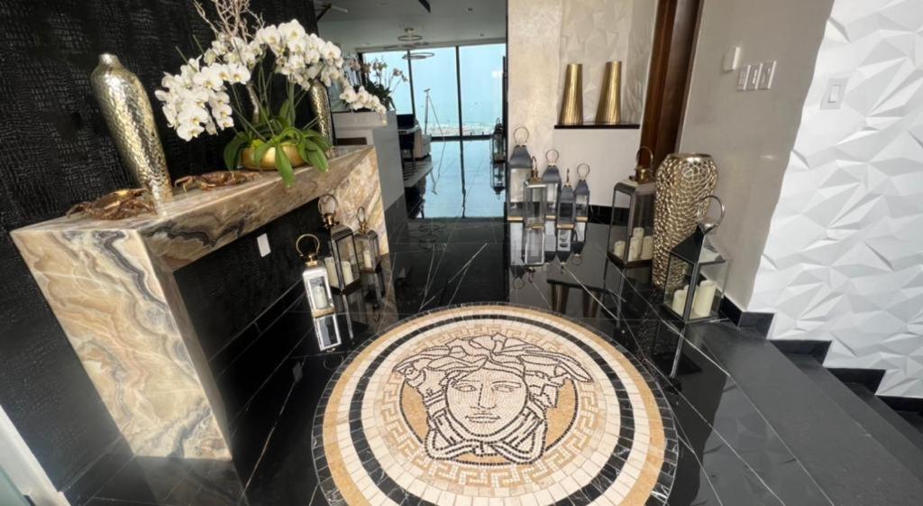 Black Diamond House