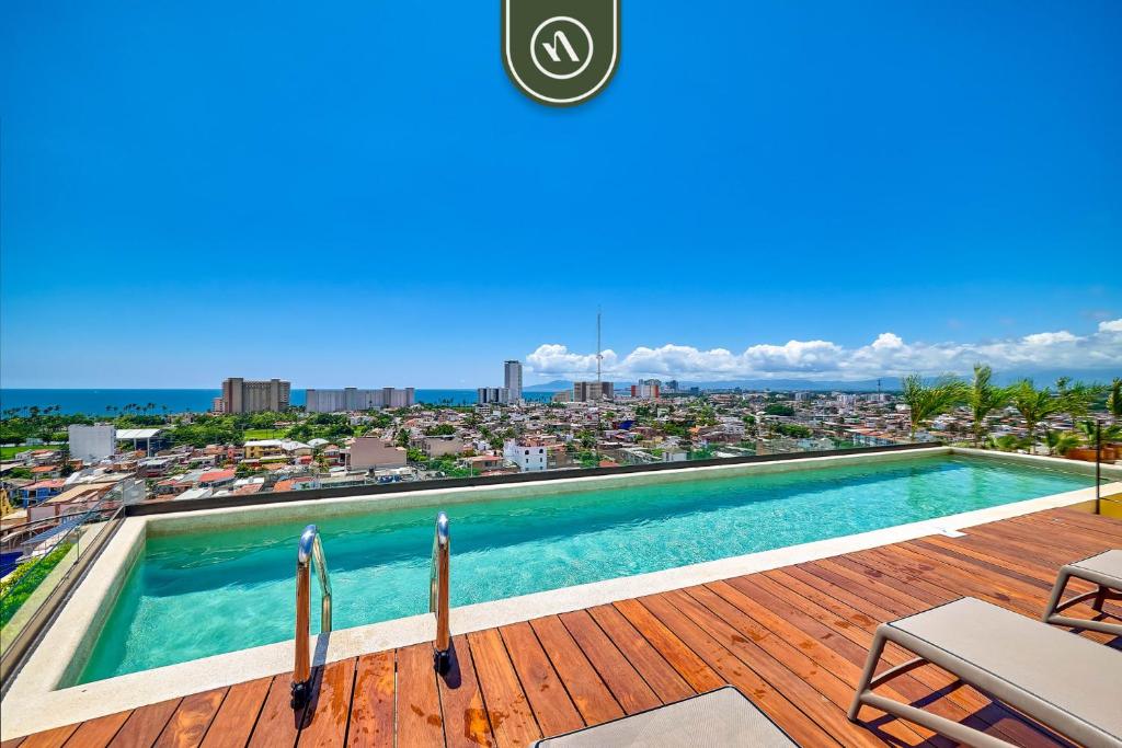 Brand New 1BR APT Right Next to City Center - Pool