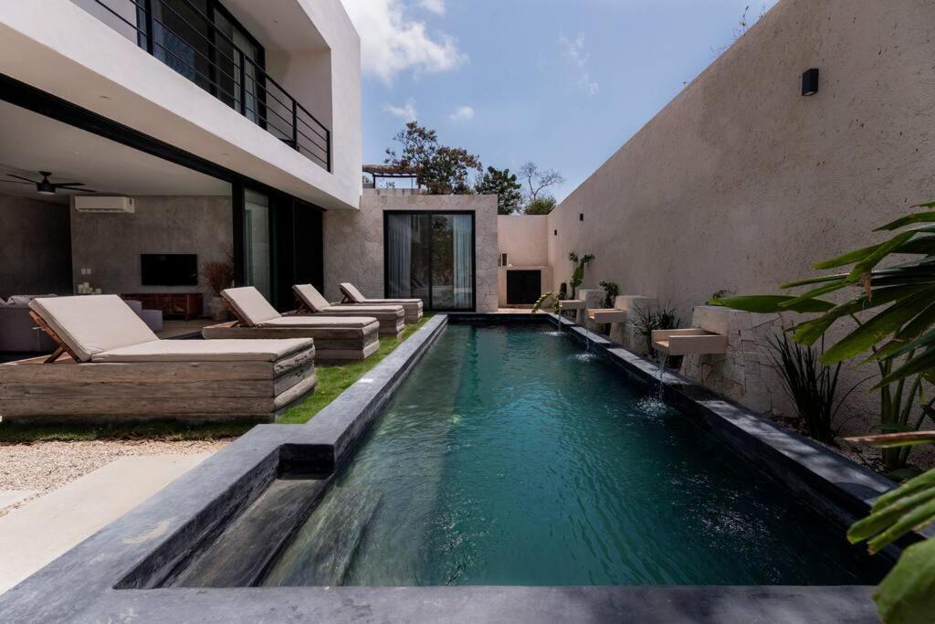 Casa Aguacate