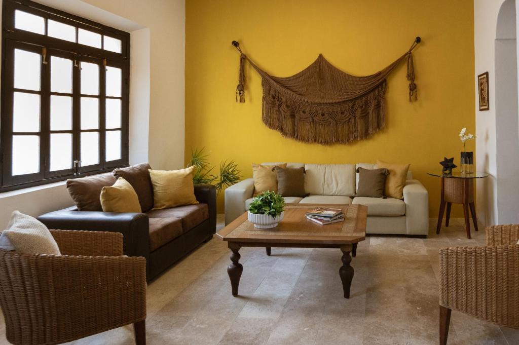Casa Ubicada en el corazon de Merida, AC y piscina!
