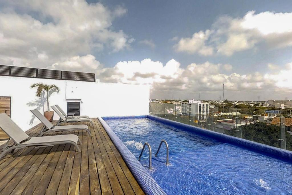 Icono Playa Condos, B307
