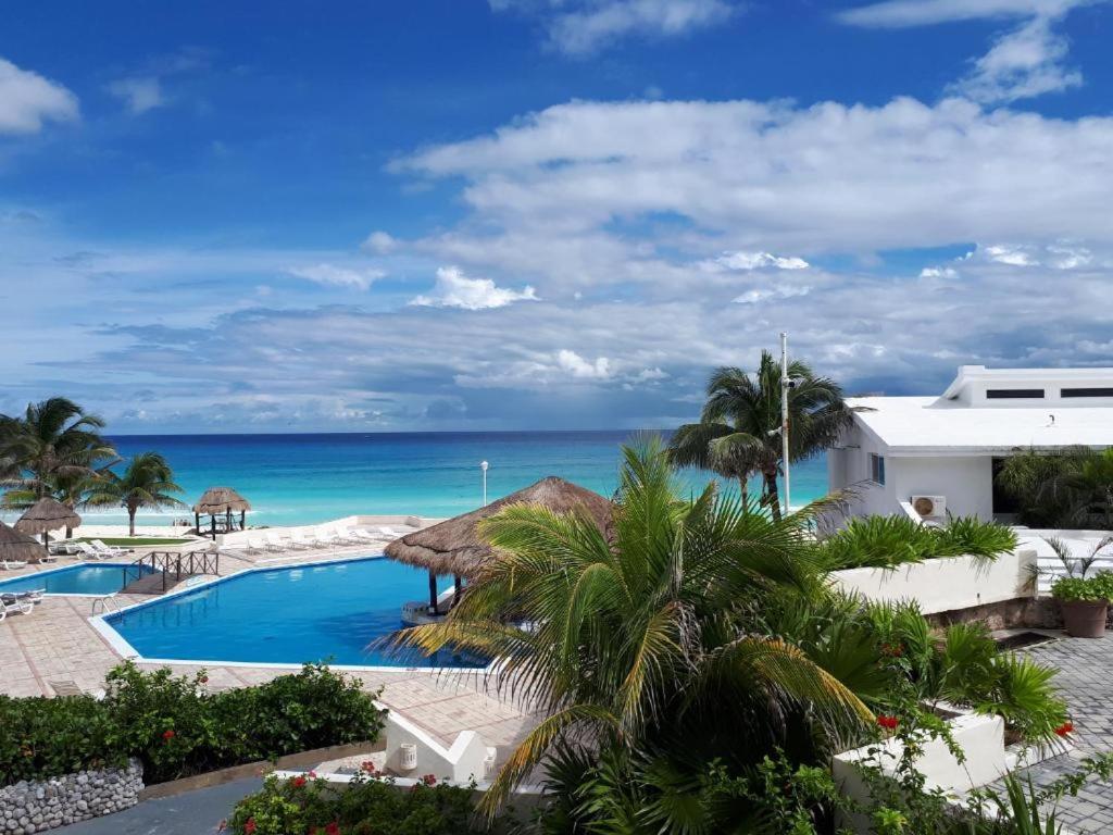 Departamentos al lado del mar en Zona Hotelera (Cancun)