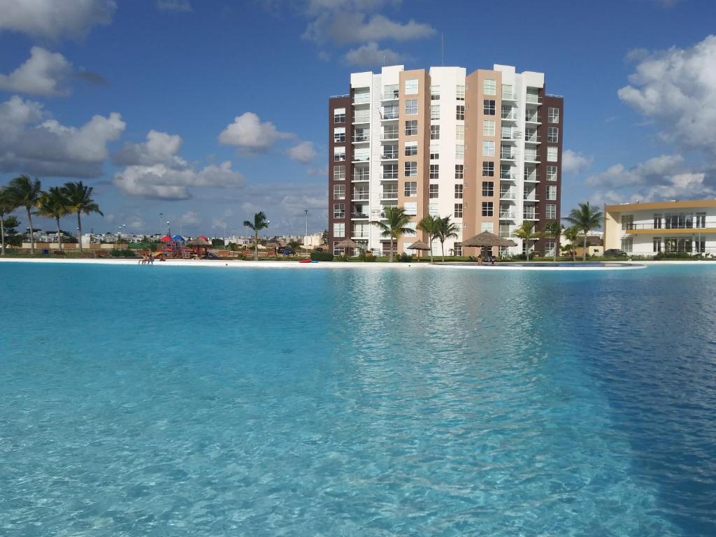 Dreams Lagoon