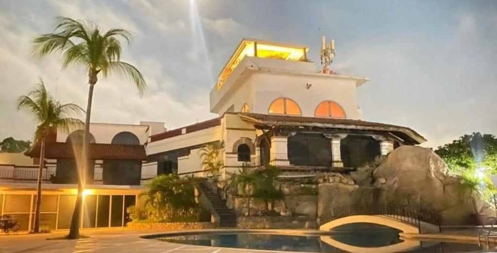 El Campanario condesa