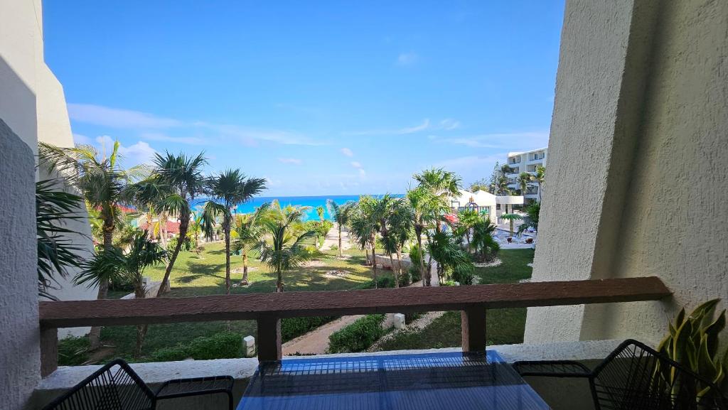 Front Beach Studio