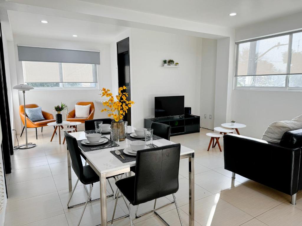 Full Apartment 15 min from Airport, Coyoacán, Foro Sol