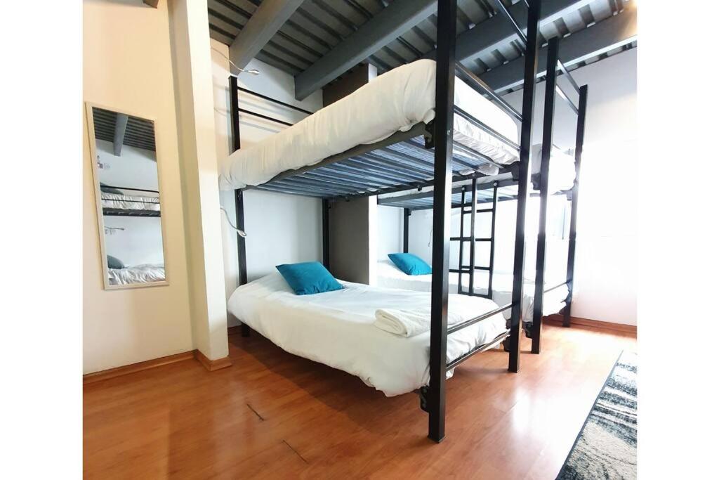 Habitación para 8 personas en Polanco Literas