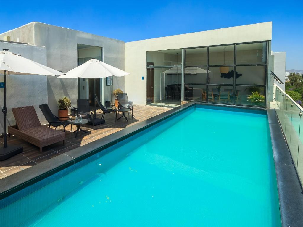 Tribu Sonata with pool