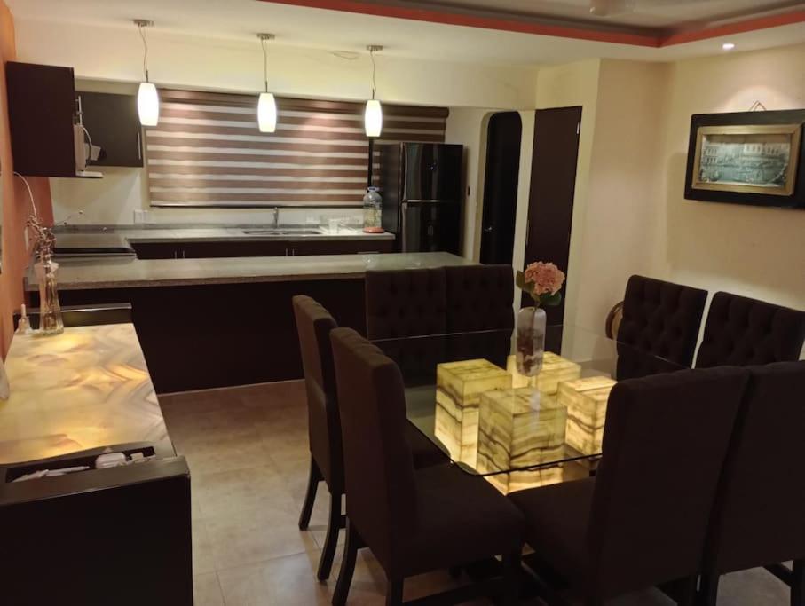 Departamento en Zona Dorada de Acapulco