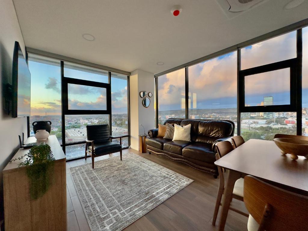Lux Condo San Ysidro Border