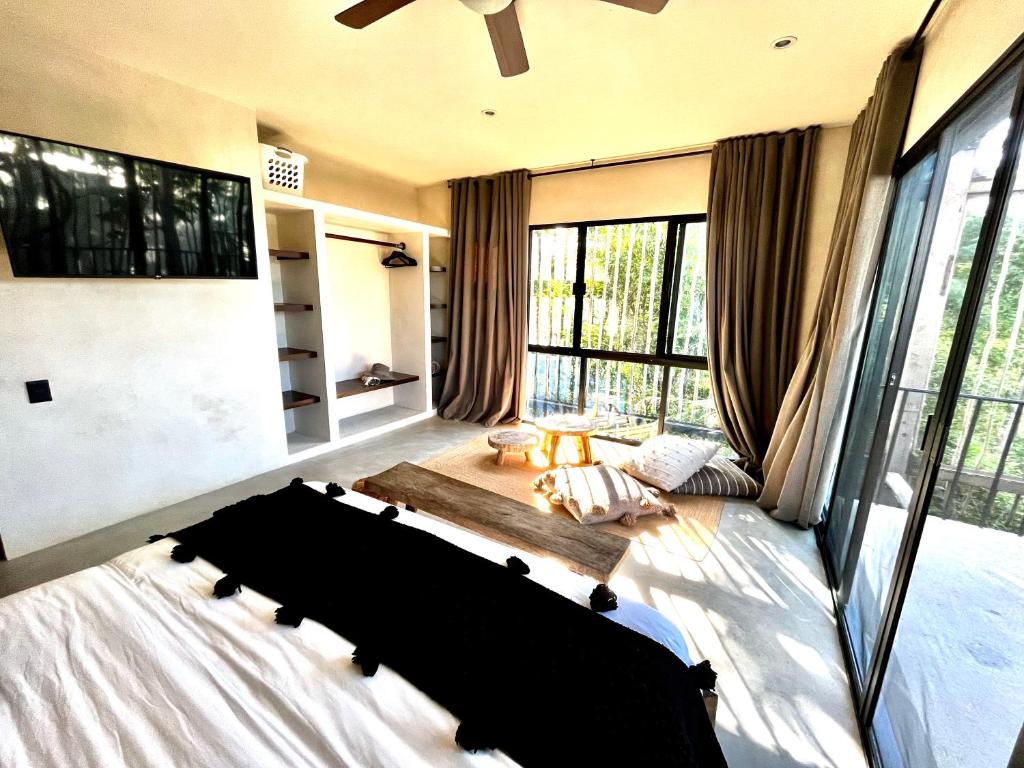 Luxury Boutique Boho APT with access to BARDO