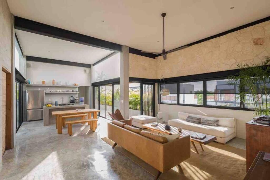 Luxury Penthouse 300m2 with Private Terrace & Pool