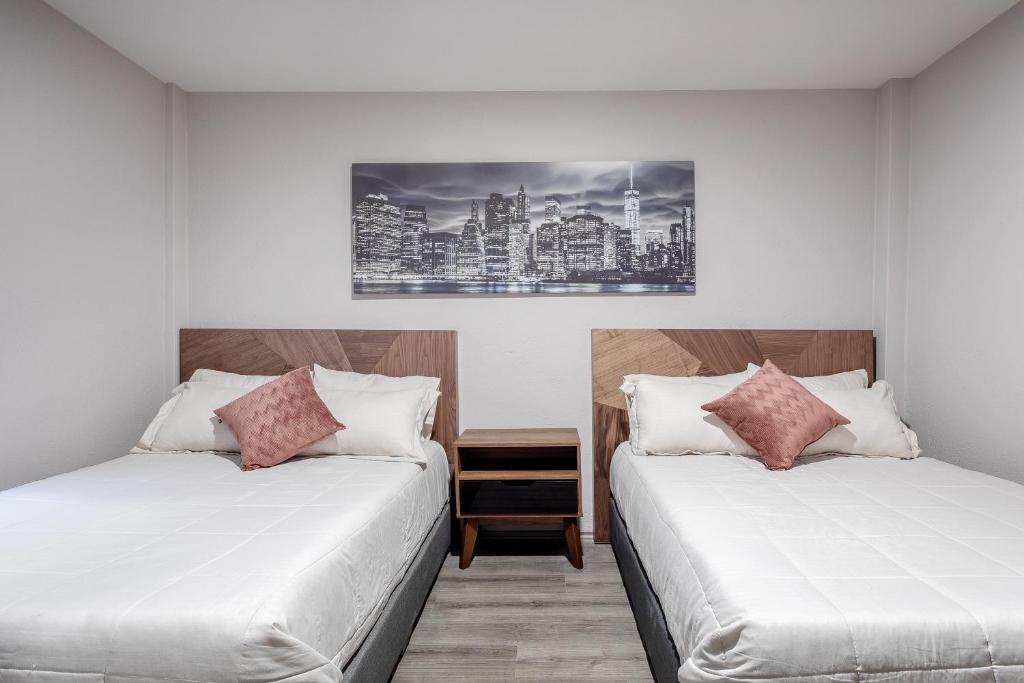 Modern Comfort in Roma Norte - Laundry -Sleeps 7