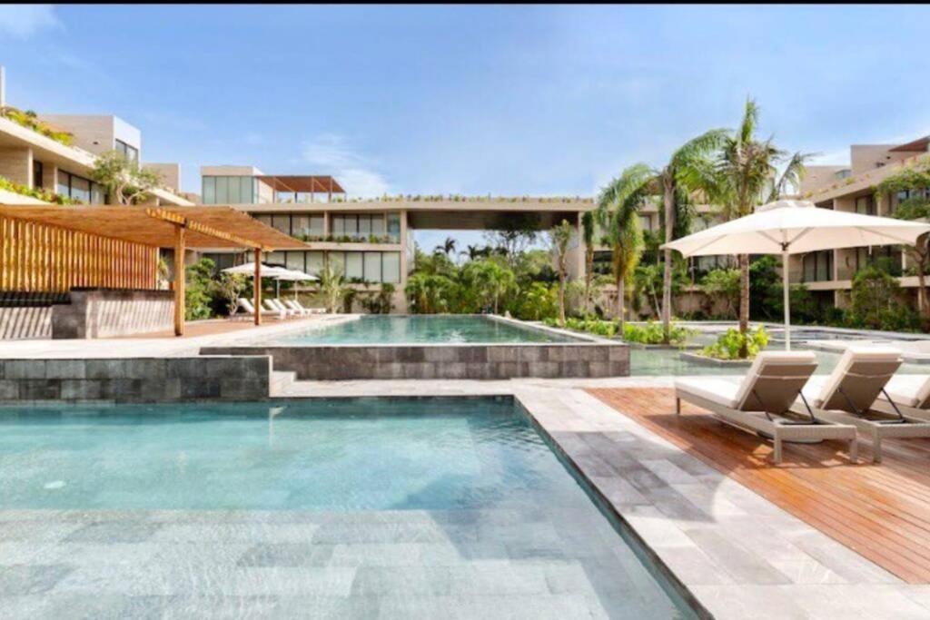 Mistiq Largest PH Studio with GYM, Beach Club Shuttle & Fast Wifi