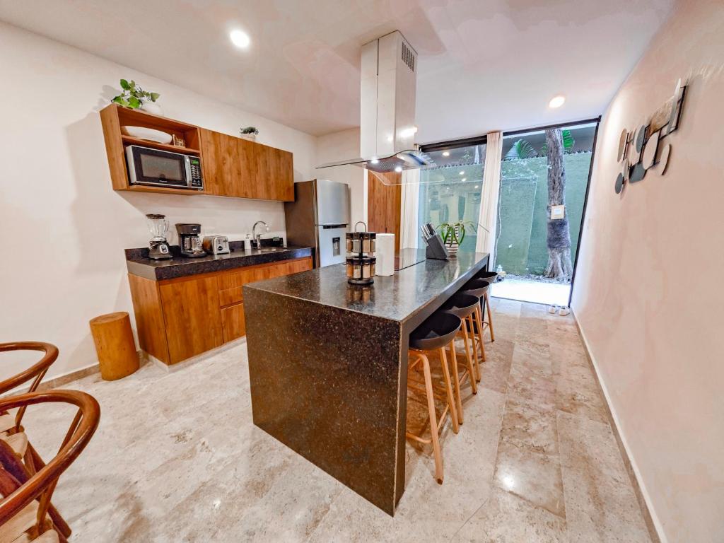Modern Apartment - 2BDR Near the Beach and supermarkets Tulum