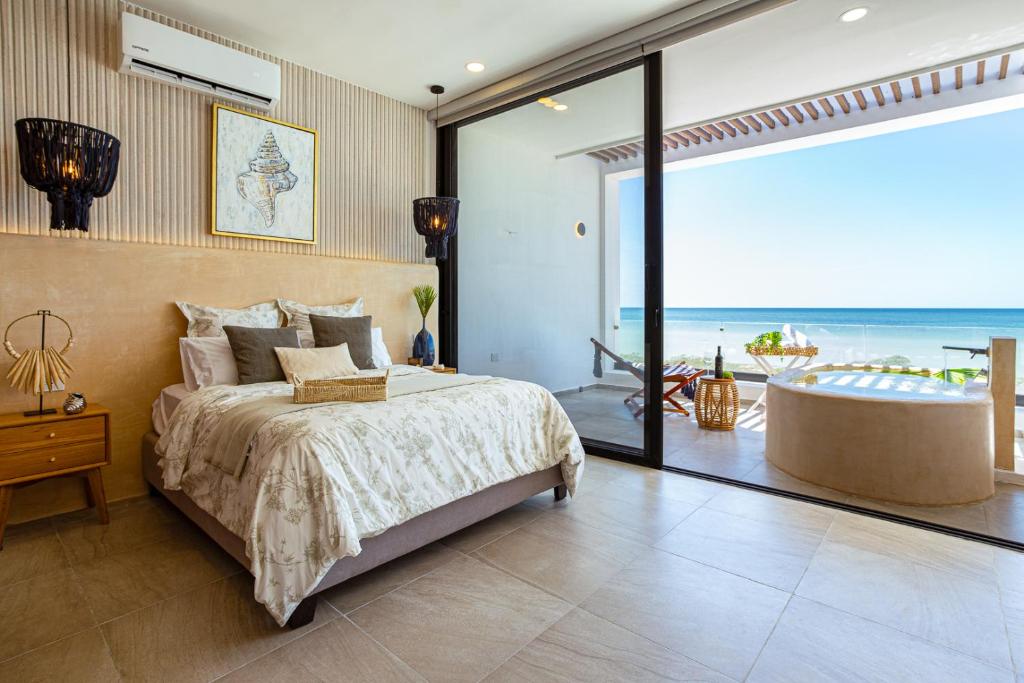 New Luxury Beachfront house!