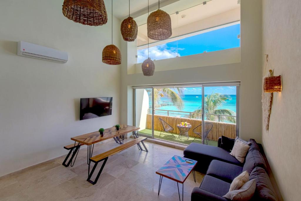 Ocean Plaza by Zamá Homes