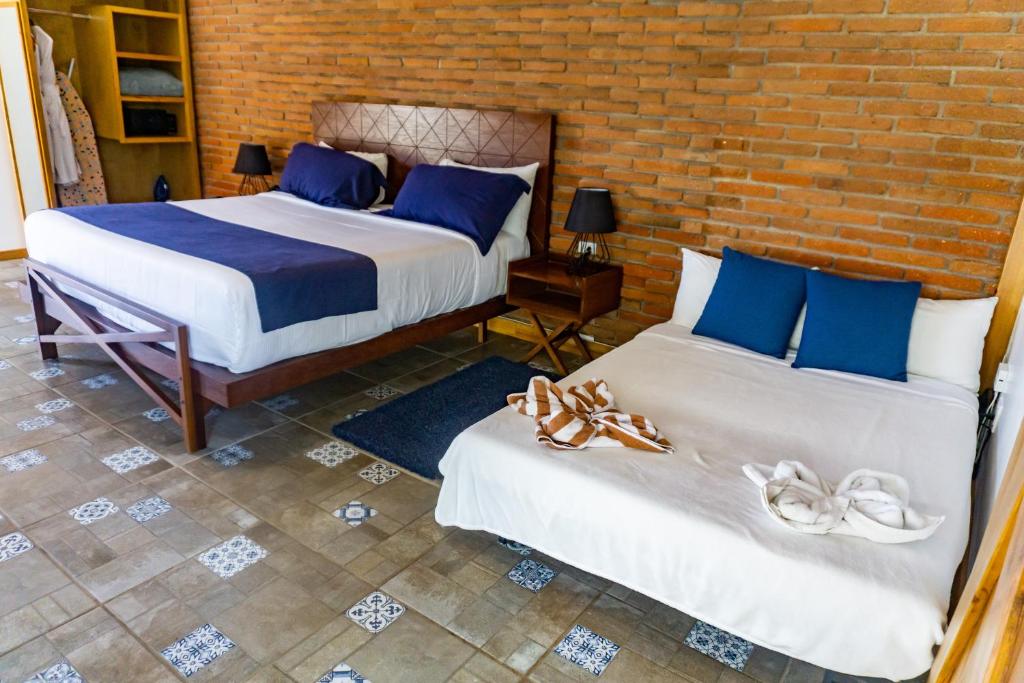 OJO AZUL RESORT