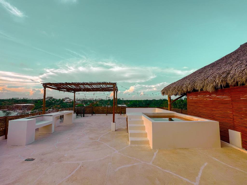 PentHouse con Jacuzzi Privado, Cenotes, Piscinas, GYM y MÁS