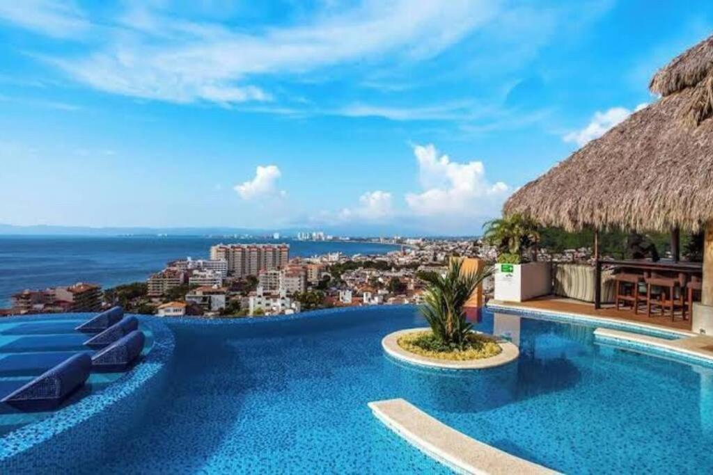 Pinnacle pool on the Rooftop
