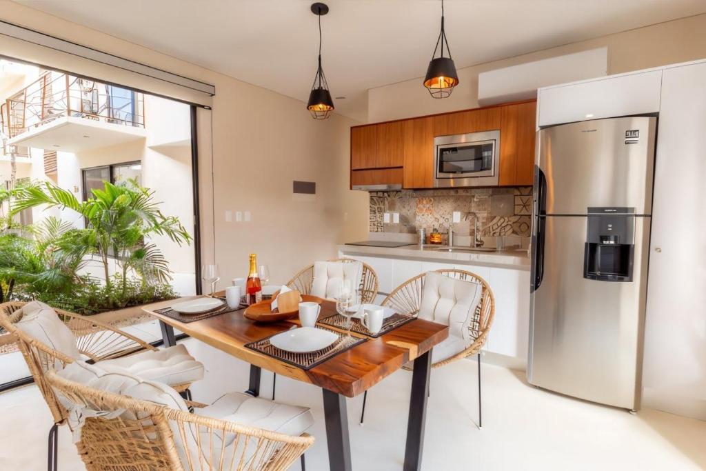 Private Yard & Cool Tub Wifi 1 bed 3 guest