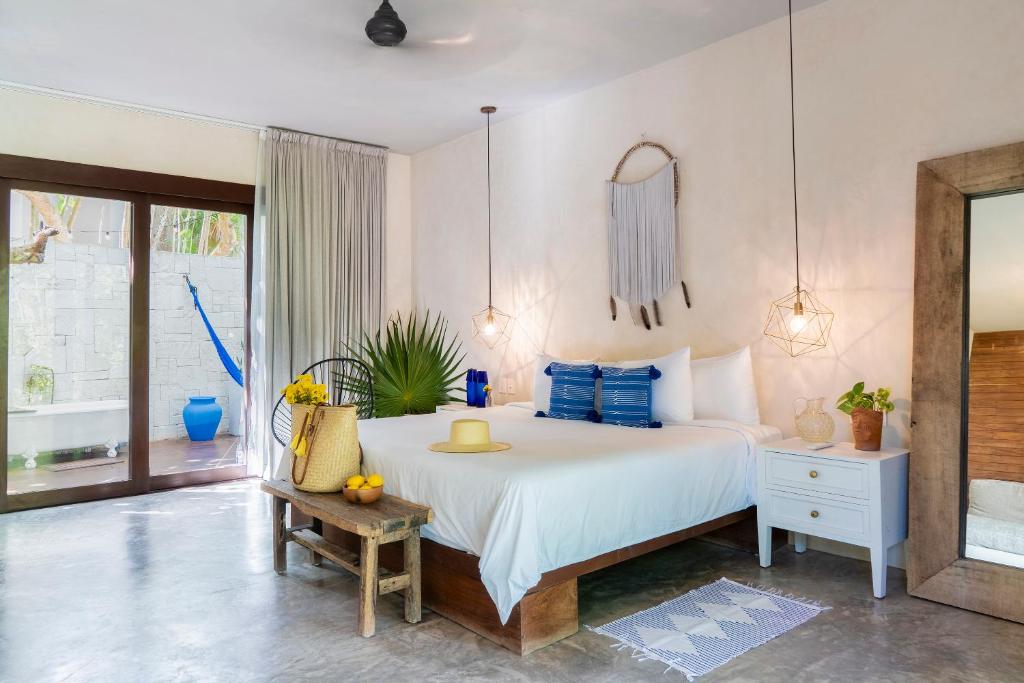 Lula Tulum, a Small Luxury Hotel