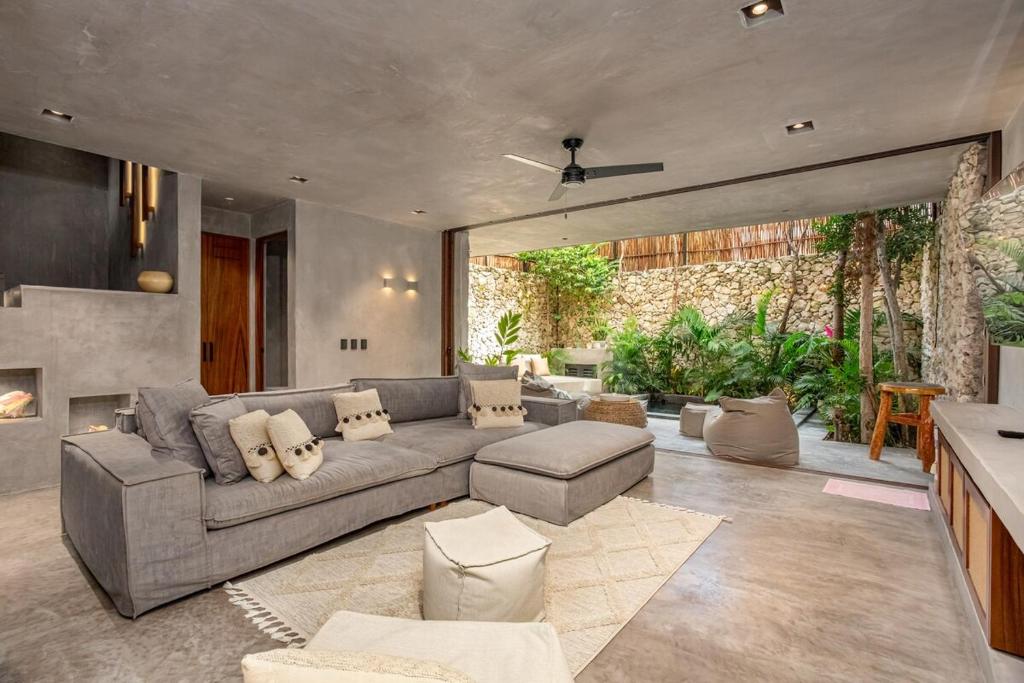 Spectacular Luxury Villa, 3 bedrooms, Private Pool