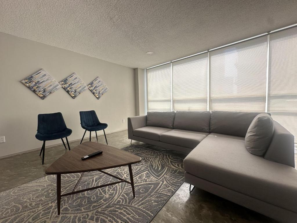 Polanco 3BR - Parking Elevator- Laundry-Sleeps 10