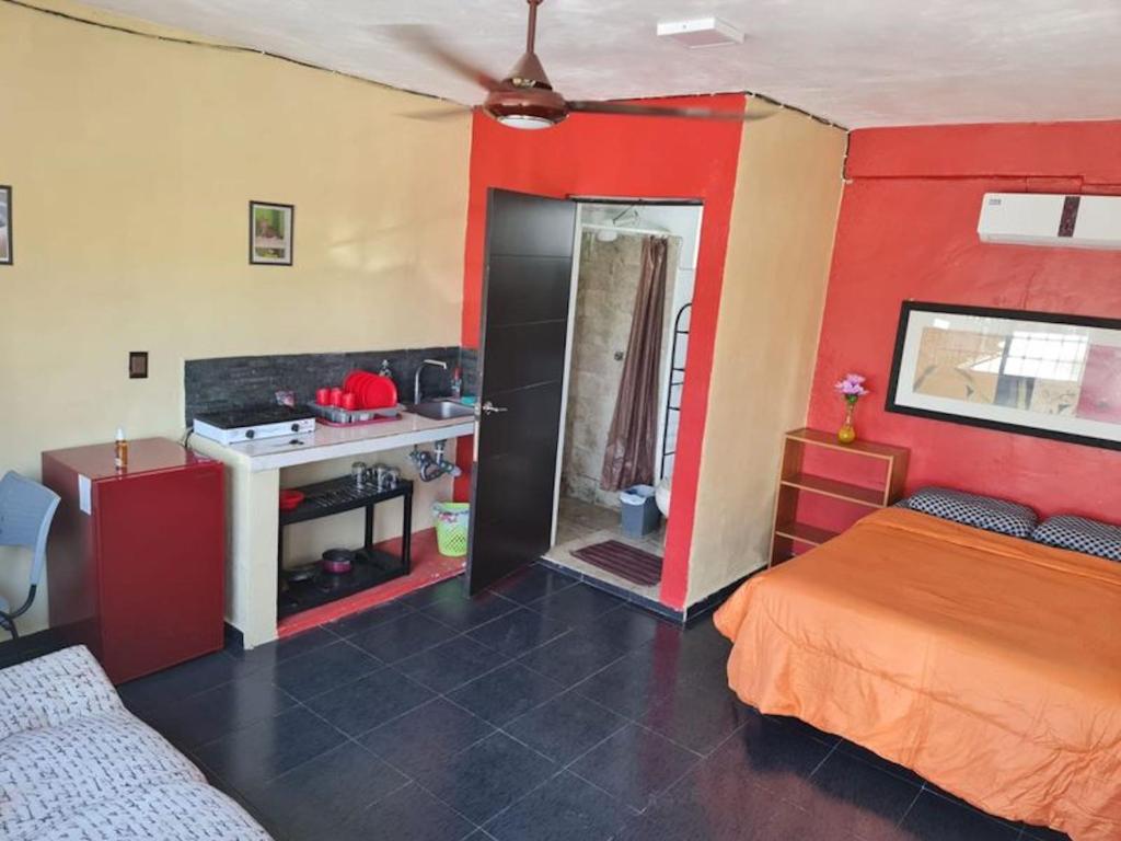 Super cheap Loft style apartment in Merida Wifi Smartv