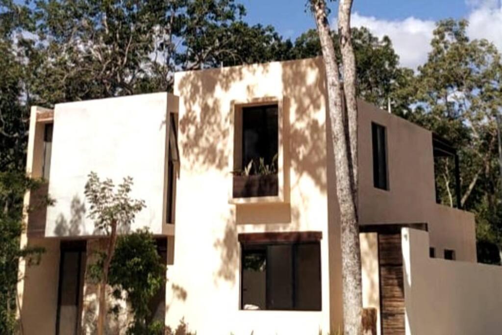 Surenna Bella - 3 Bedroom home with pool