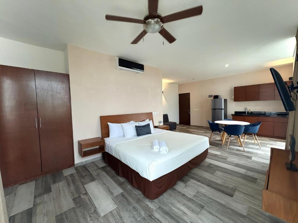 Tropical Elegance Studio CondoHotel Puerto Morelos