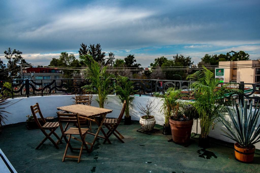Urban Style Retreat, Rooftop Views, CDMX 4