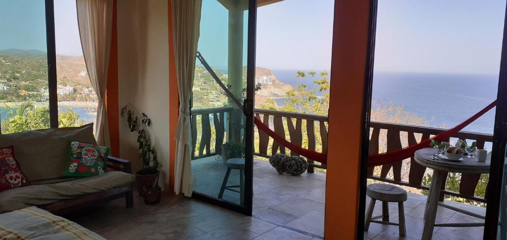 Vista del Mar - Puerto Angel