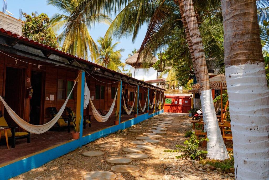 Wasi la Punta 4 Starlink 2min walk to the beach